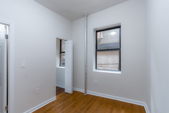 Building Photo - 92 Saint Marks Pl