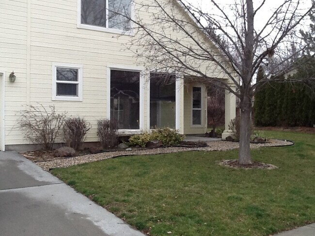 Foto del edificio - Beautiful home in Eagle, 3Bd/2Bth/2Car, 1932Sqft, Bonus Rm