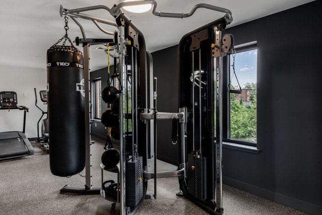 Building Photo - PINNACLE Orange Crossing