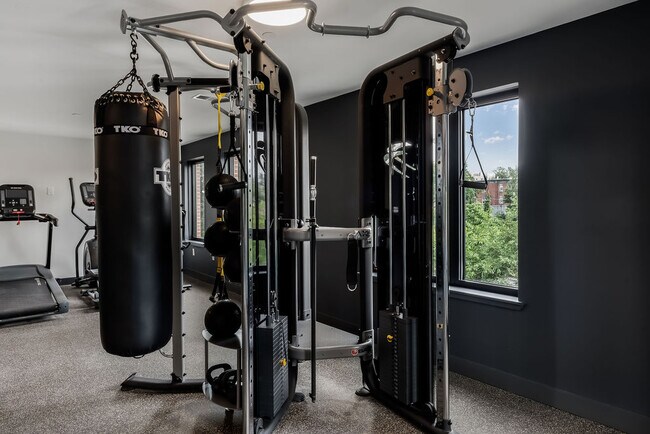 Building Photo - PINNACLE Orange Crossing