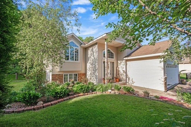 Building Photo - 2921 235th Ave NW