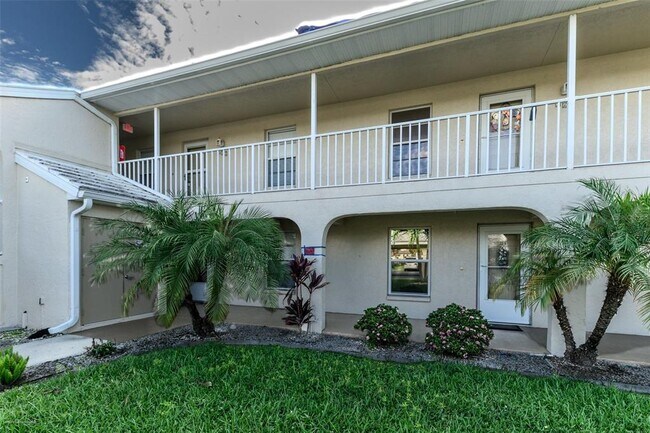 Building Photo - 220 Coldeway Dr