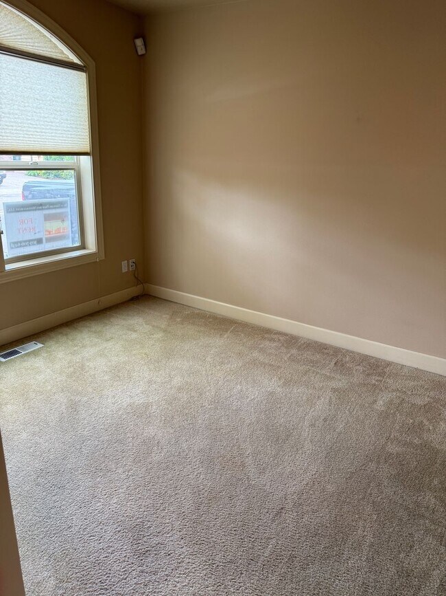 Foto del edificio - 21130 NW Galice Ln