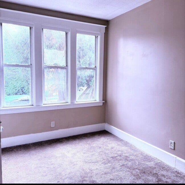 Building Photo - 3429 Ruther Ave