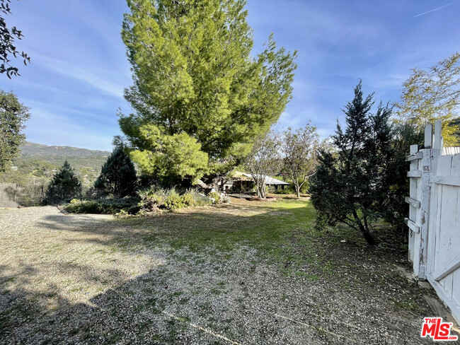 Building Photo - 22500 Monte Vista Dr