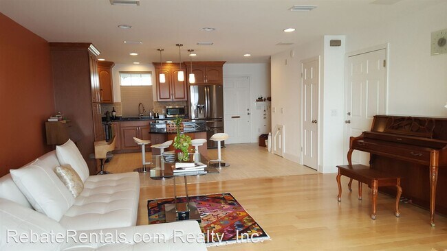 Foto del edificio - 2 br, 2.5 bath House - 2950 St Johns Avenu...