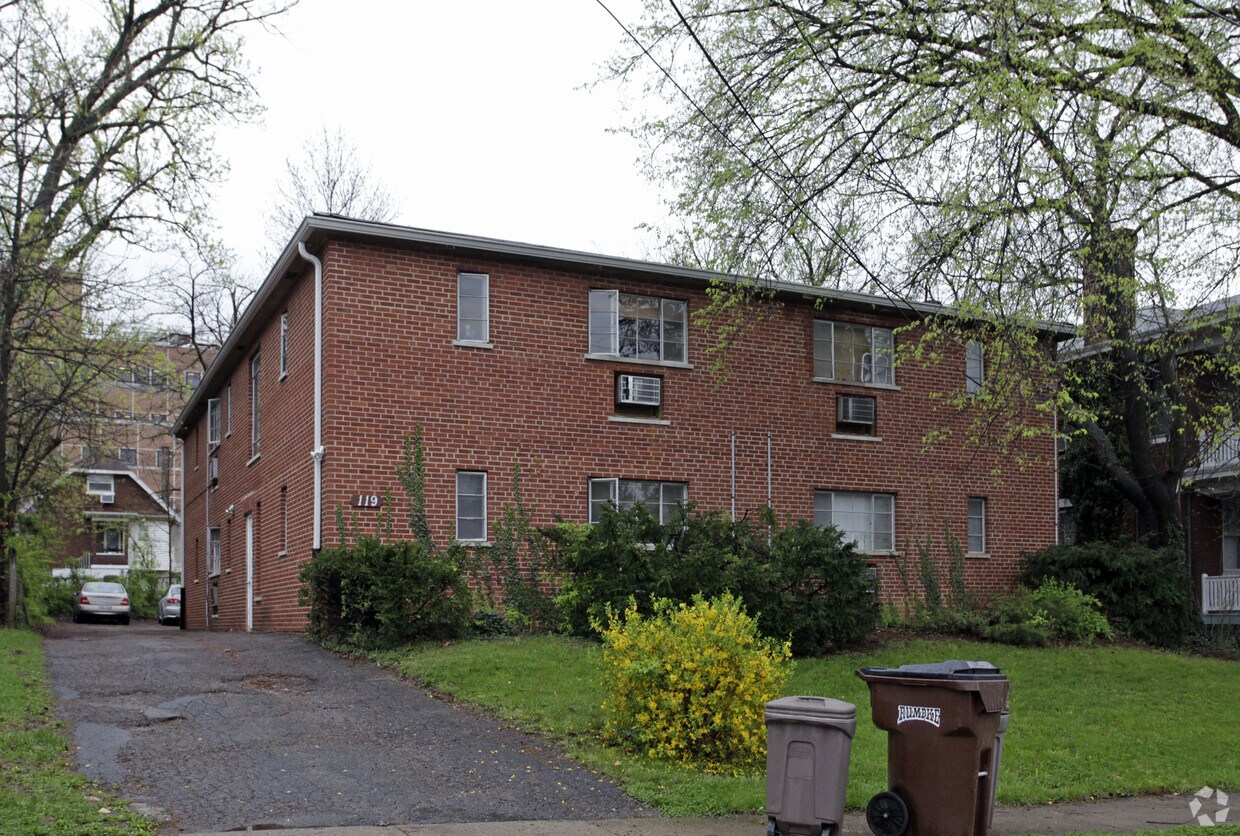 Primary Photo - 119 Louis Ave