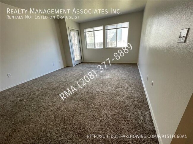 Foto del edificio - Spacious Apartment in Boise!