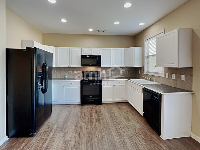 Building Photo - 683 York View Drive