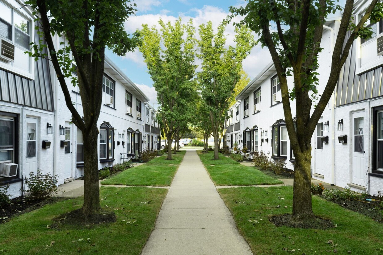 Foto del edificio - Park Townhomes of Highland Park