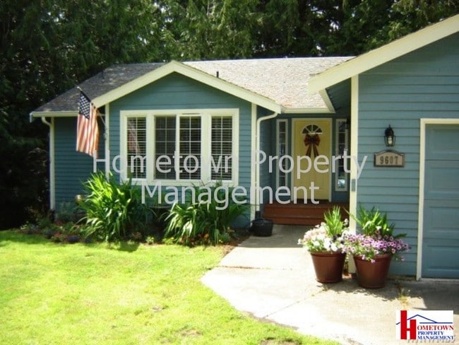 Building Photo - 9607 Lookout Dr NW