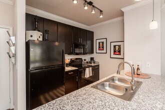 1BR, 1BA - 780SF  The Assana - Cascadia Luxury Apartments