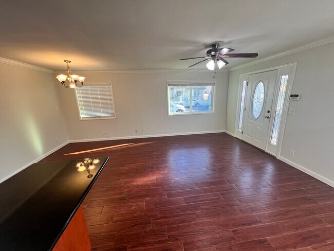 Foto del edificio - 5107 W 129th St