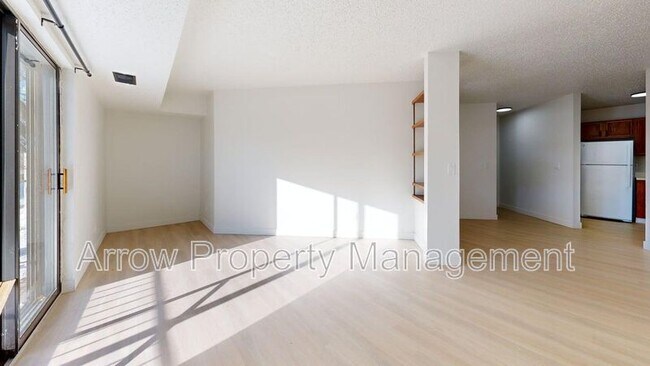 Foto del edificio - 205 E Arbor Ave