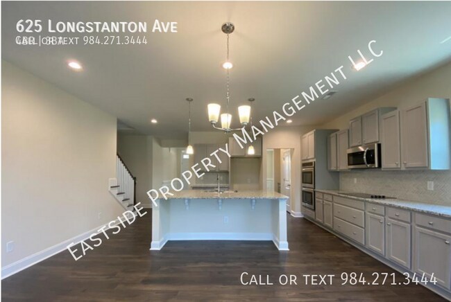 Foto del edificio - 625 Longstanton Ave