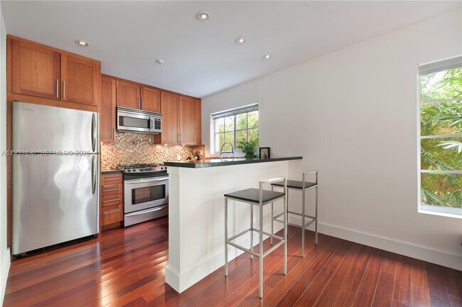 Foto del edificio - 1025 Michigan Ave