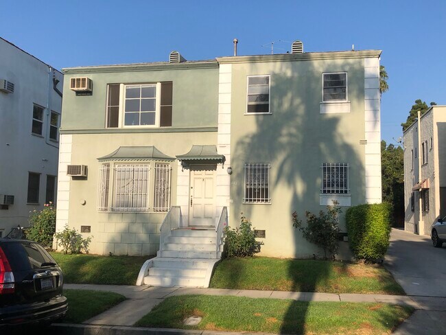 Foto del edificio - 613 N Spaulding Ave