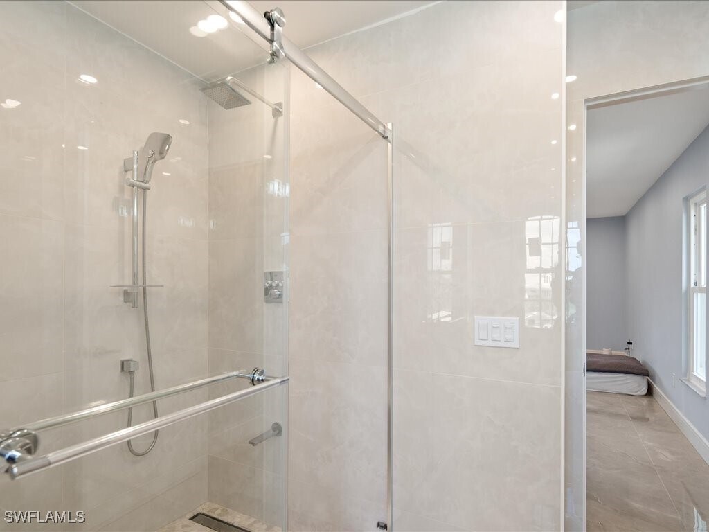 Foto principal - 220 39th Ave NW