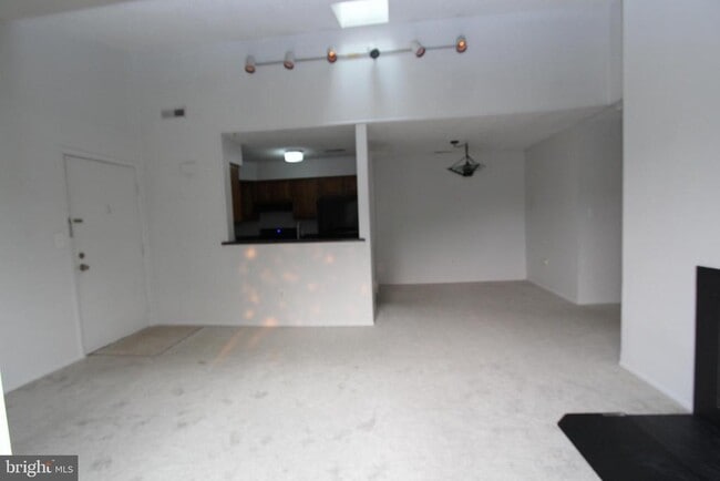 Foto del edificio - 2114 Aspen Dr