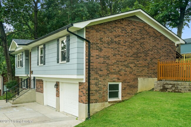 Building Photo - 2717 Windsor Forest Dr