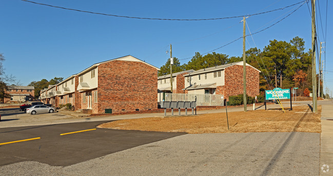 Woodbine Park - Woodbine Park Apartments