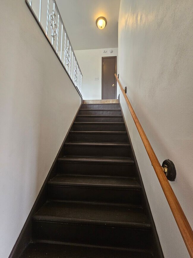 Foto del edificio - 3610 Central Ave