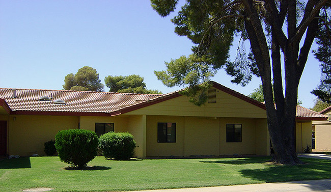 Building Photo - Luke Family Homes