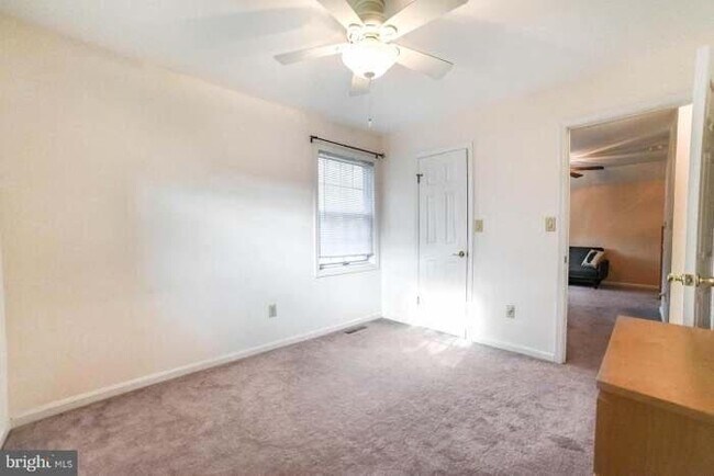 Foto del edificio - 21635 Weatherby Ln