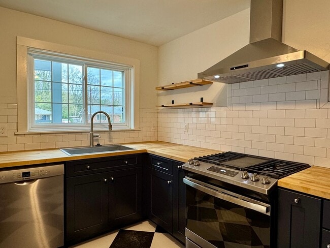 Foto del edificio - 3212 Alabama Ave