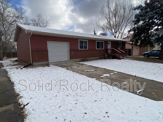 Building Photo - 1111 Fosdick Dr