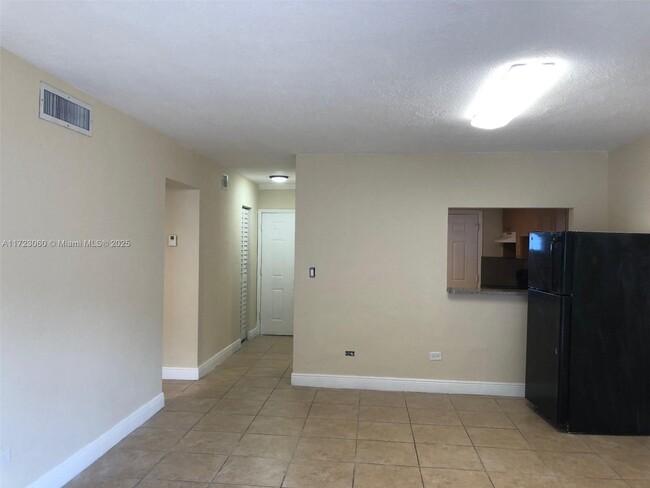 Foto del edificio - 9760 SW 184th St