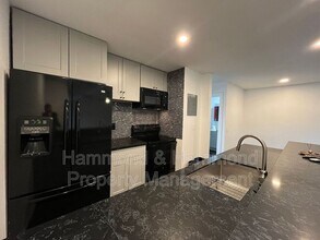Building Photo - 20930 Parthenia St