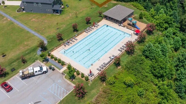 Foto del edificio - 178 Redcroft Dr