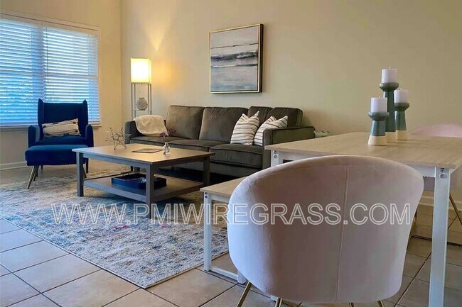 Building Photo - 69 Courtyard Way