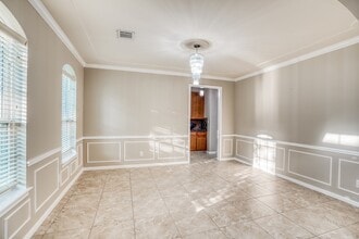 Building Photo - 2309 San Augustine Ln
