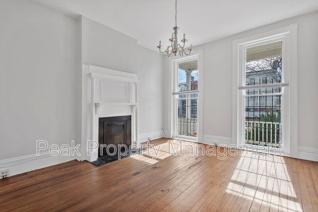 Foto del edificio - 516 W Clay St