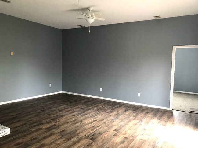 Unit C - living room - 7547 Morley St