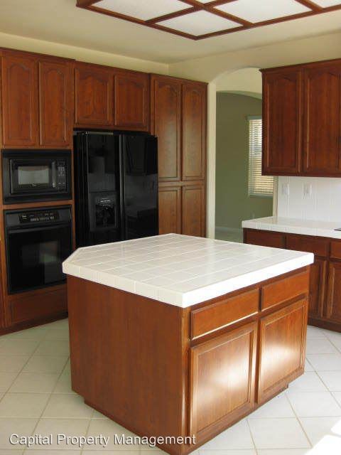 Building Photo - 5 br, 3 bath House - 2941 Fox HIll Drive