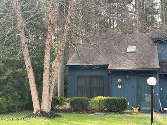 Building Photo - 40 Margaret Drive