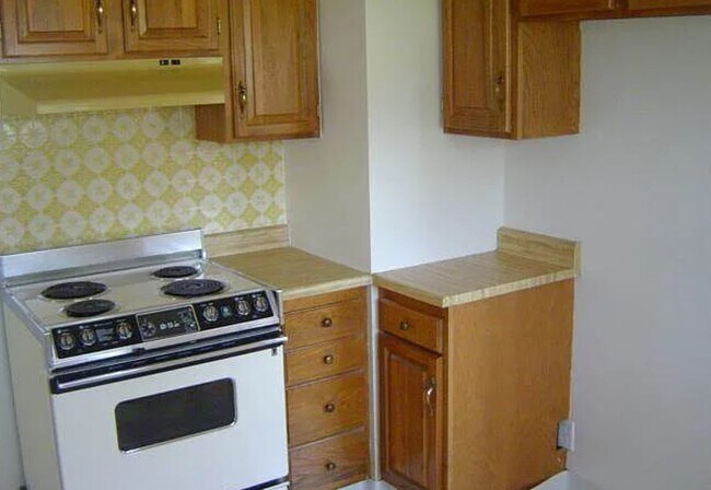Foto del edificio - Move In Ready 3 Bed 1 Bath Rental