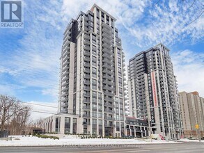 Building Photo - 204 Burnhamthorpe Rd E