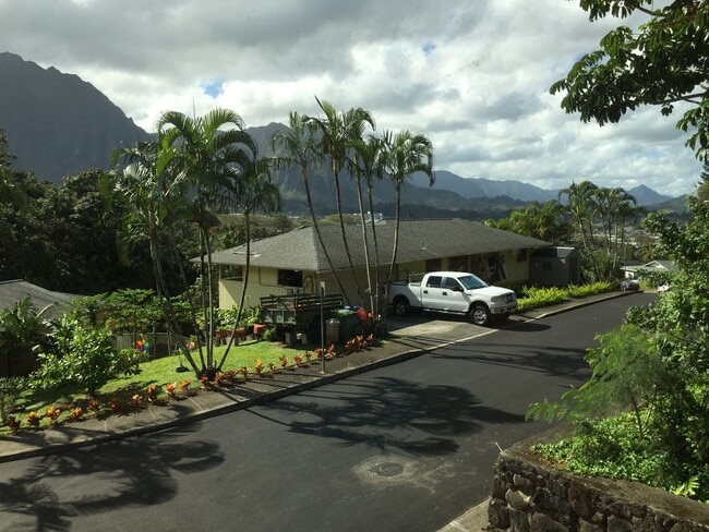 Building Photo - 45-111-111 Kumakua Pl