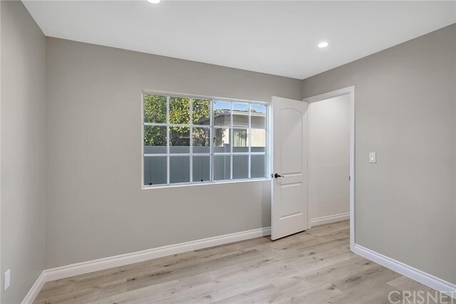 Foto principal - 6911 Garden Grove Ave