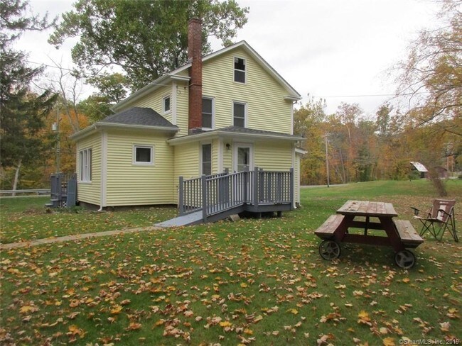 Building Photo - 328 Colebrook River Rd