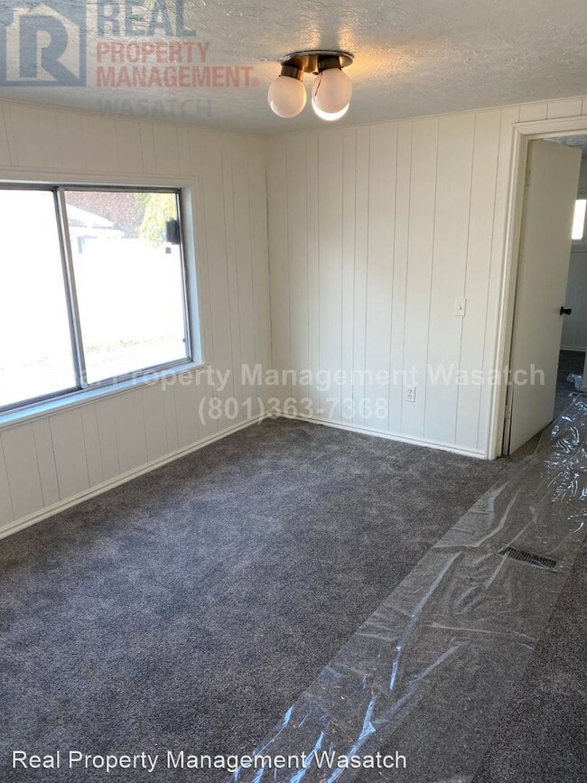 Building Photo - 3 br, 1 bath House - 9705 S 1650 W