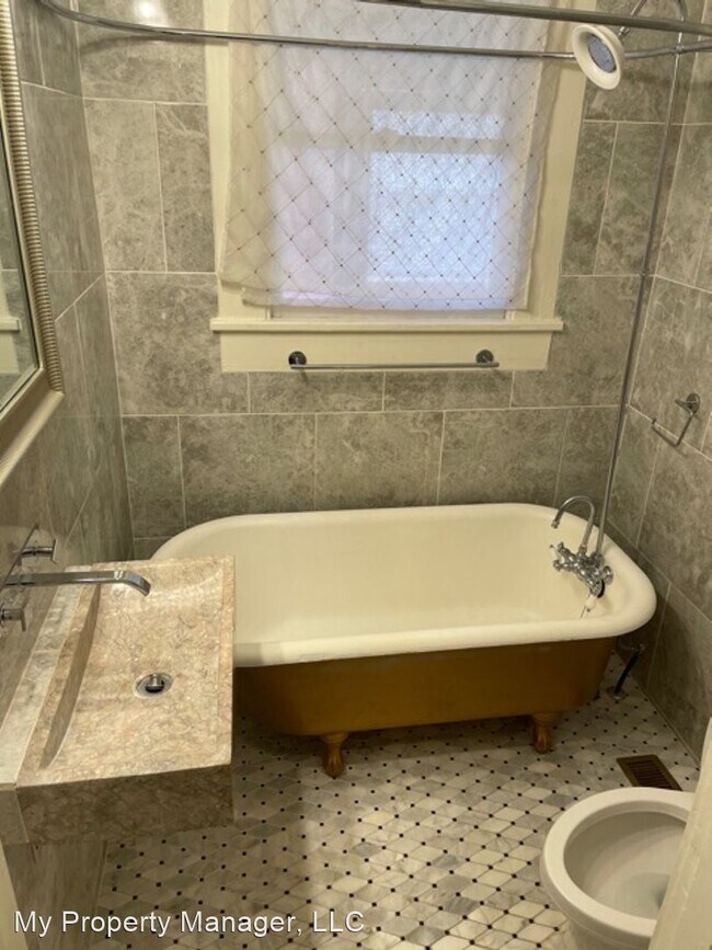 Foto del edificio - 1 br, 1 bath House - 1349 Glen Oak Place