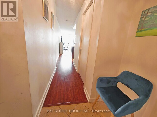 Building Photo - 208 Queens Quay W