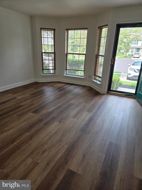 Foto del edificio - 5125 Cinnamon Ct