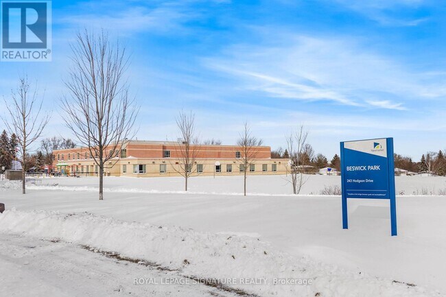 Building Photo - 246 Hodgson Dr