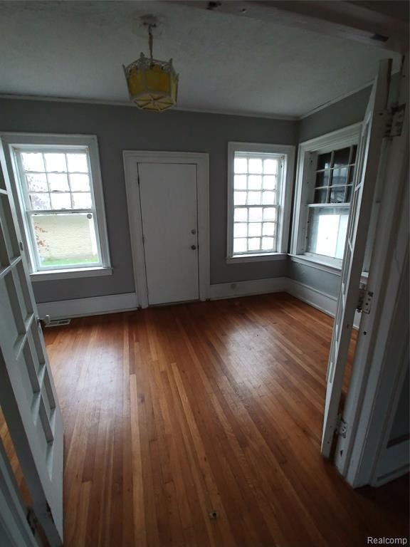 Building Photo - 34 Burlingame St